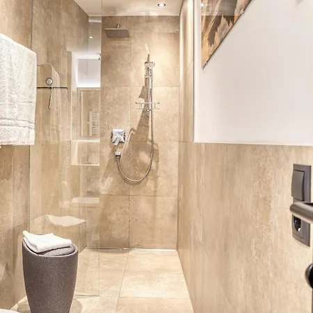 Apartment Exklusiv Und Elegantes In Der Residenz Silvretta - Inklusive Silvretta Card Premium See