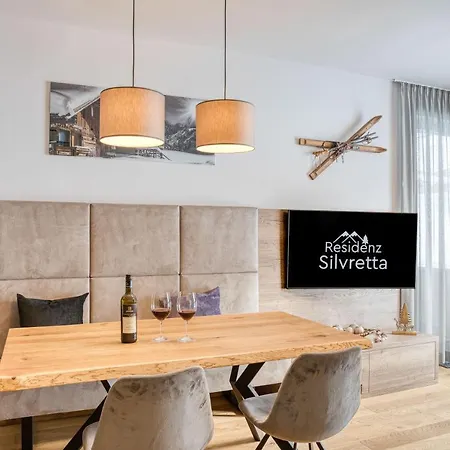 Exklusiv Und Elegantes In Der Residenz Silvretta - Inklusive Silvretta Card Premium * See
