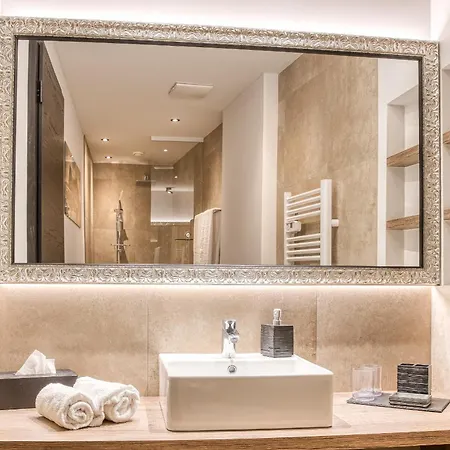 Exklusiv Und Elegantes In Der Residenz Silvretta - Inklusive Silvretta Card Premium * See