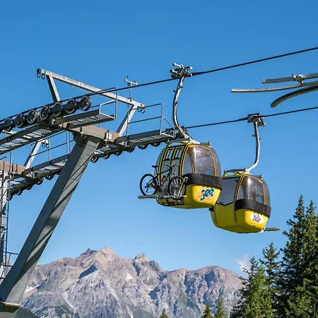Appartement Exklusiv Und Elegantes In Der Residenz Silvretta