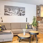 Exklusiv Und Elegantes In Der Residenz Silvretta Apartman *